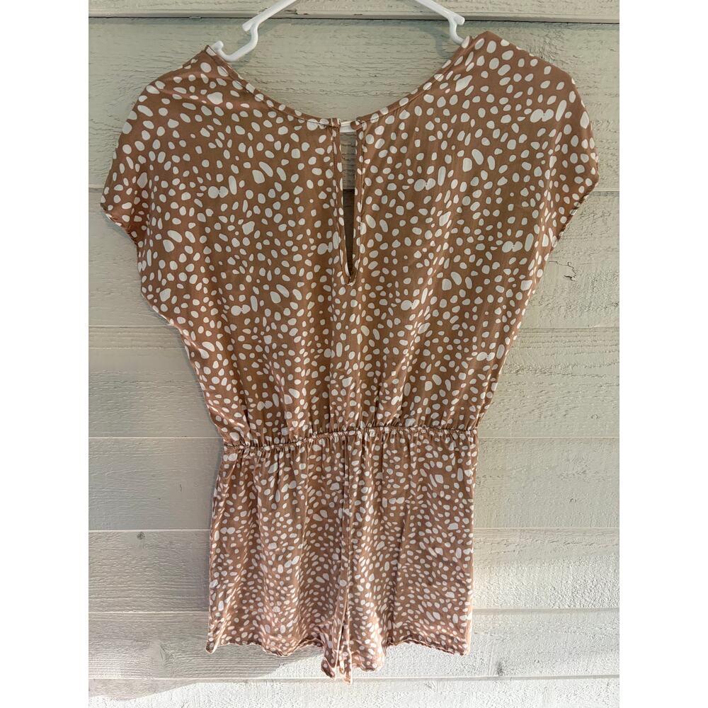 Simplee Beige & White Printed Romper – Women’s Size Small - Picture 7 of 7